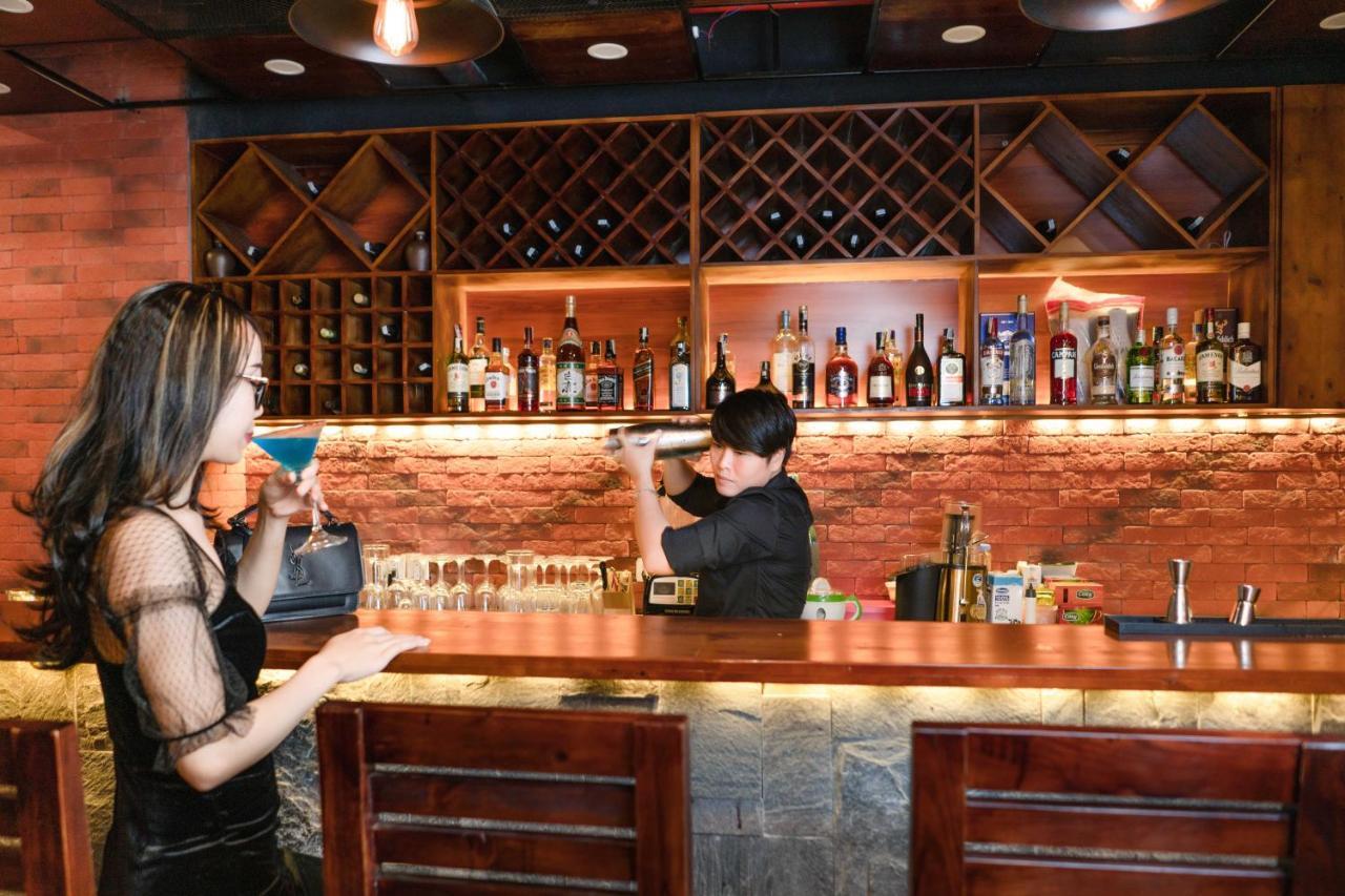 Bao Hung Hotel & Apartment - Tran Thai Tong Hanoi Exteriör bild